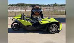 2023 Polaris Slingshot SLINGSHOT SL Neon Lime (Autodrive) Trike motorcycle