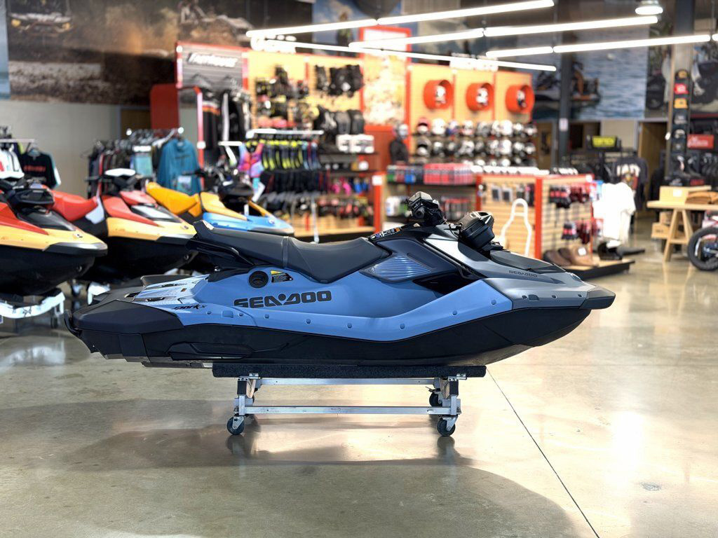 2027 Sea-Doo Spark X For 3 1000 ACE - 110 iBR, iDF and Audio FOR 3 - 110 IBR AND IDF WITH AUDIO in la marque TX