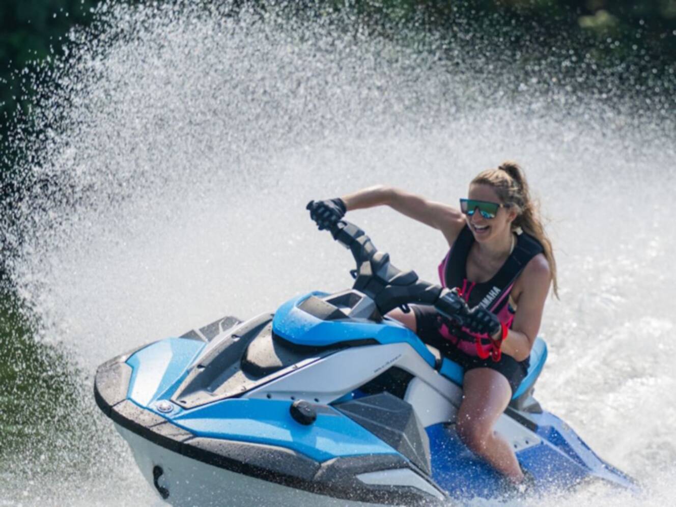 A photo of this 2027 Yamaha Waverunners JetBlaster DLX 2-Up