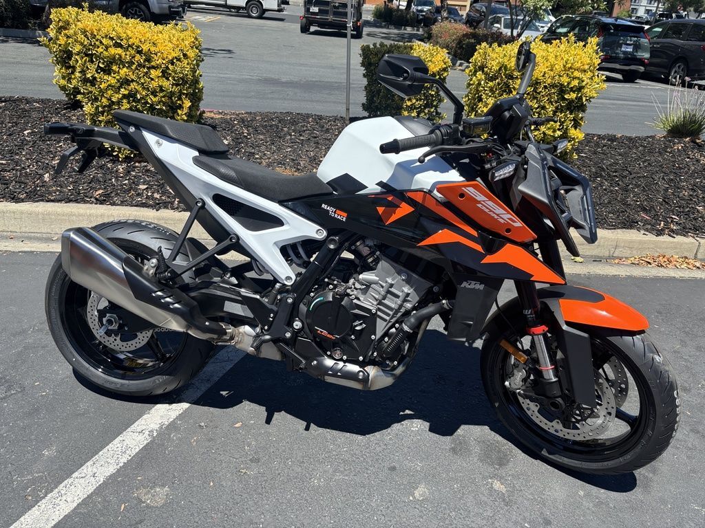 2027 KTM 990 Duke 990 in Concord, CA