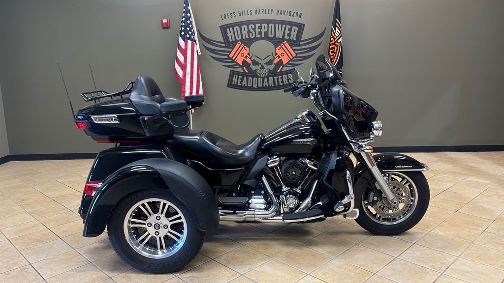 2019 Harley-Davidson® FLHTCUTG - Tri Glide® Ultra ULTRA CLASSIC in Pacific Junction, IA