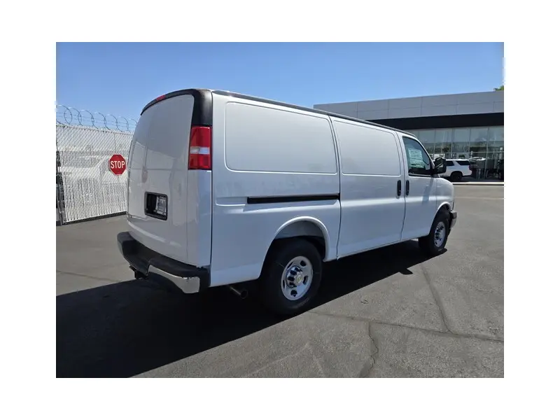 2026 CHEVROLET EXPRESS