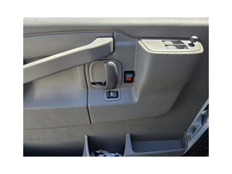 2026 CHEVROLET EXPRESS