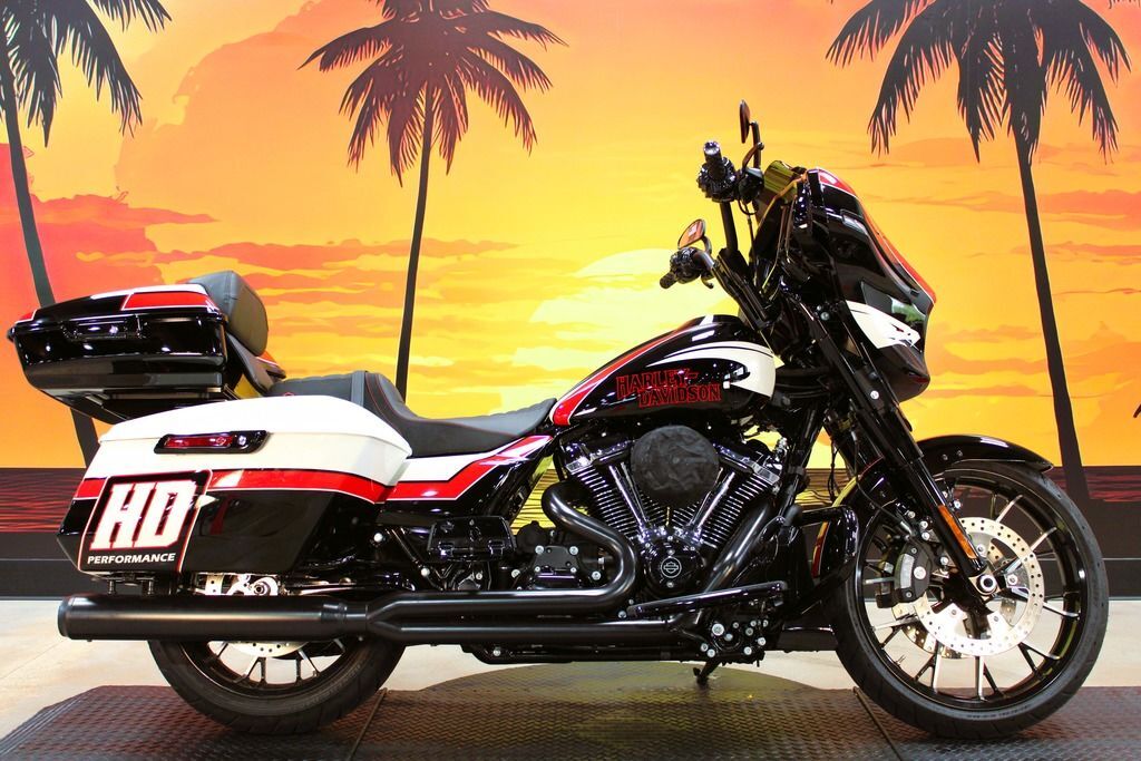 2024 Harley-Davidson® FLHX - Street Glide® in ormond beach FL
