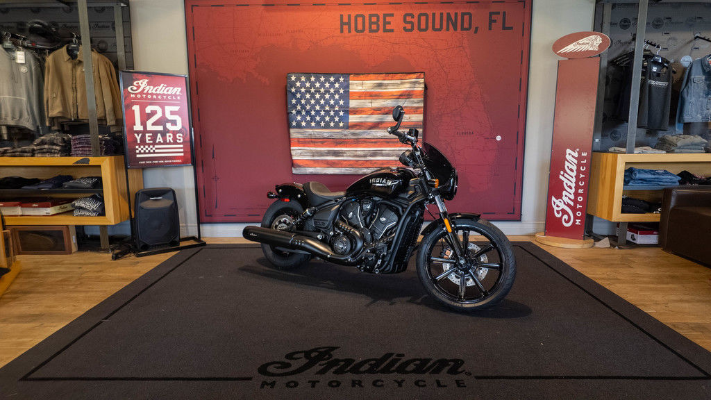 2025 Indian Motorcycle® Sport Scout® Limited +Tech Black Metallic LIMITED +TECH in Hobe Sound, FL