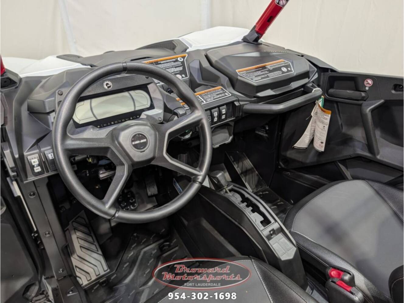 A photo of this 2026 Can-Am Maverick Sport X rc 1000R