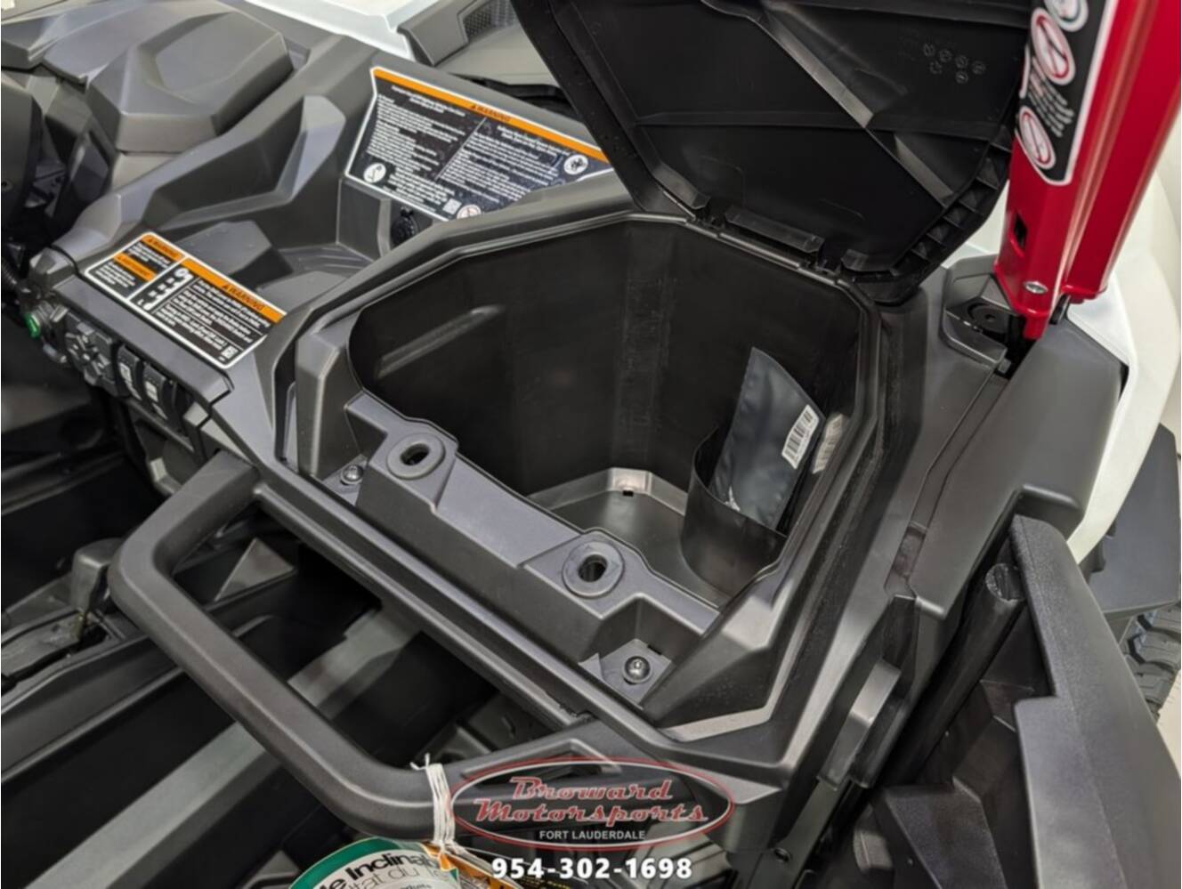 A photo of this 2026 Can-Am Maverick Sport X rc 1000R