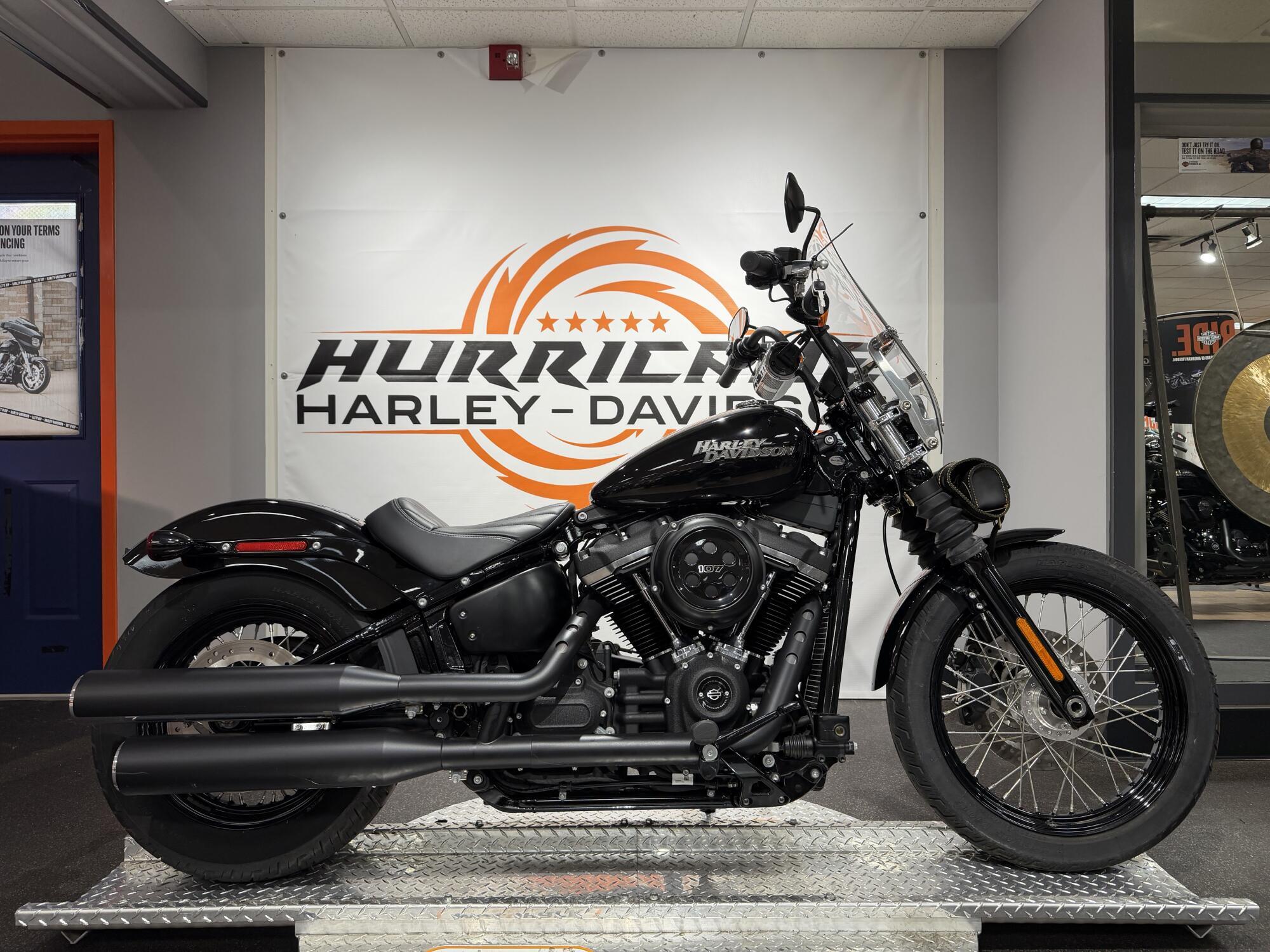 2020 Harley-Davidson Street Bob in Biloxi, MS