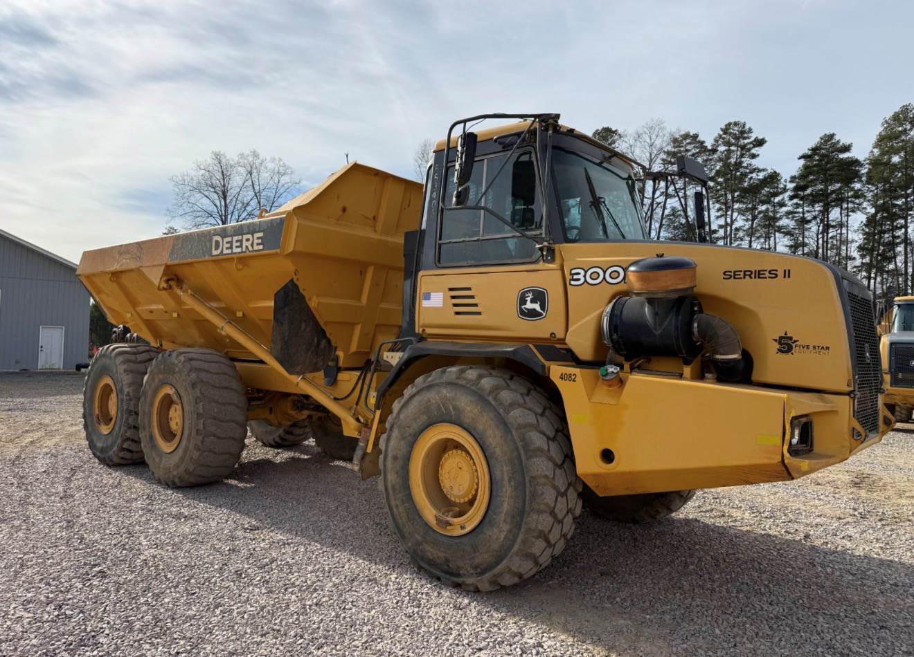 2014 John Deere 300D II in Van Buren Charter Township, MI