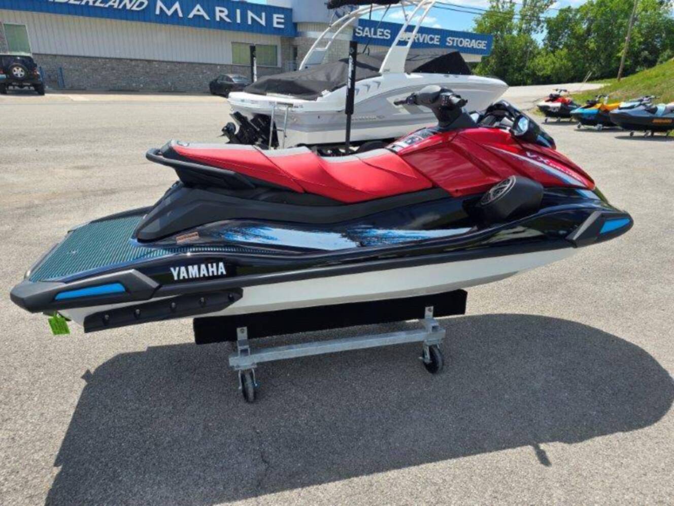 A photo of this 2026 Yamaha Waverunner VX Deluxe w/ Audio