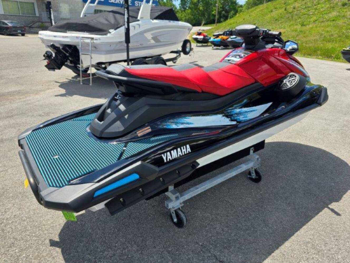 A photo of this 2026 Yamaha Waverunner VX Deluxe w/ Audio