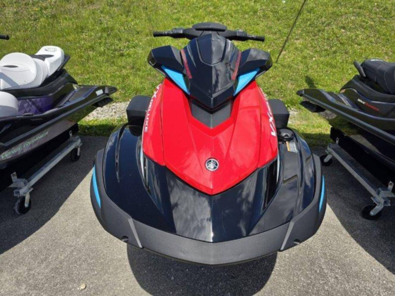 A photo of this 2026 Yamaha Waverunner VX Deluxe w/ Audio