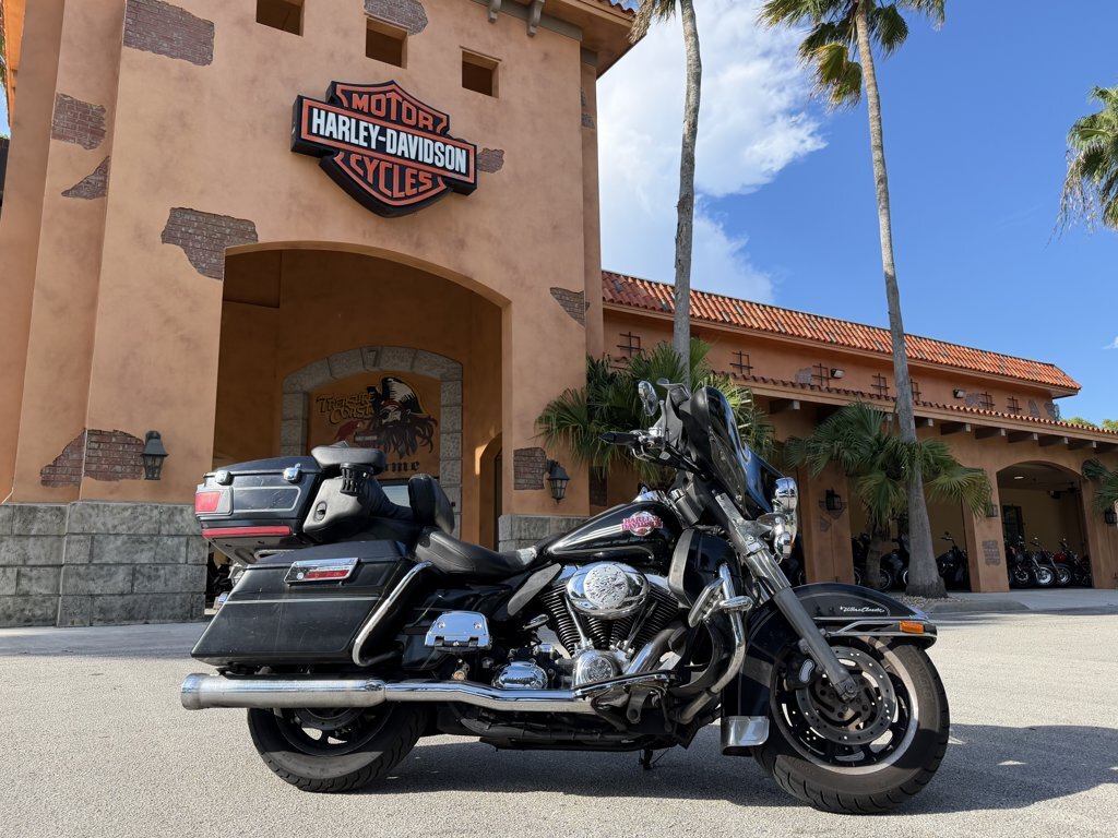 2007 Harley-Davidson ELECTRA GLIDE ULTRA CLASSIC EFI ULTRA CLASSIC FLHTCU in Stuart, FL