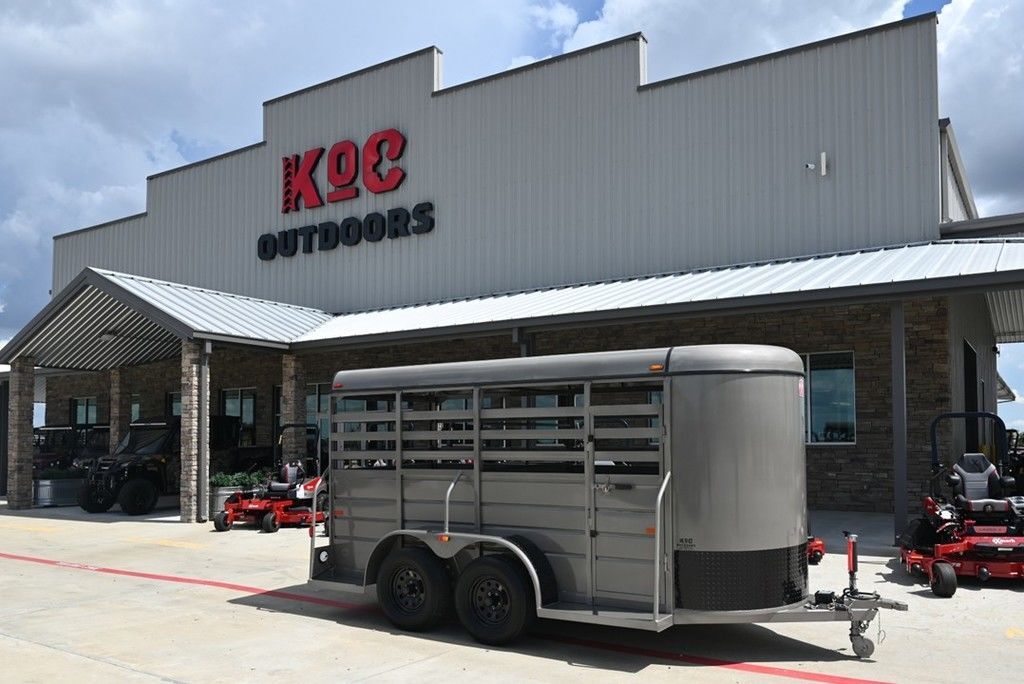 2027 W-W Trailers 14' X 5 ALL AROUND LIVESTOCK TRAILER W/ SPARE in Caldwell, TX