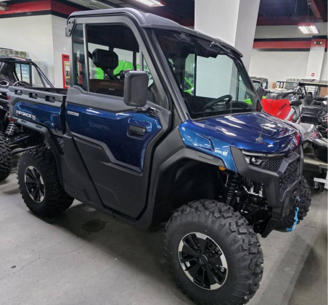 A photo of this 2027 CFMOTO UFORCE U10 Pro Highland EPS
