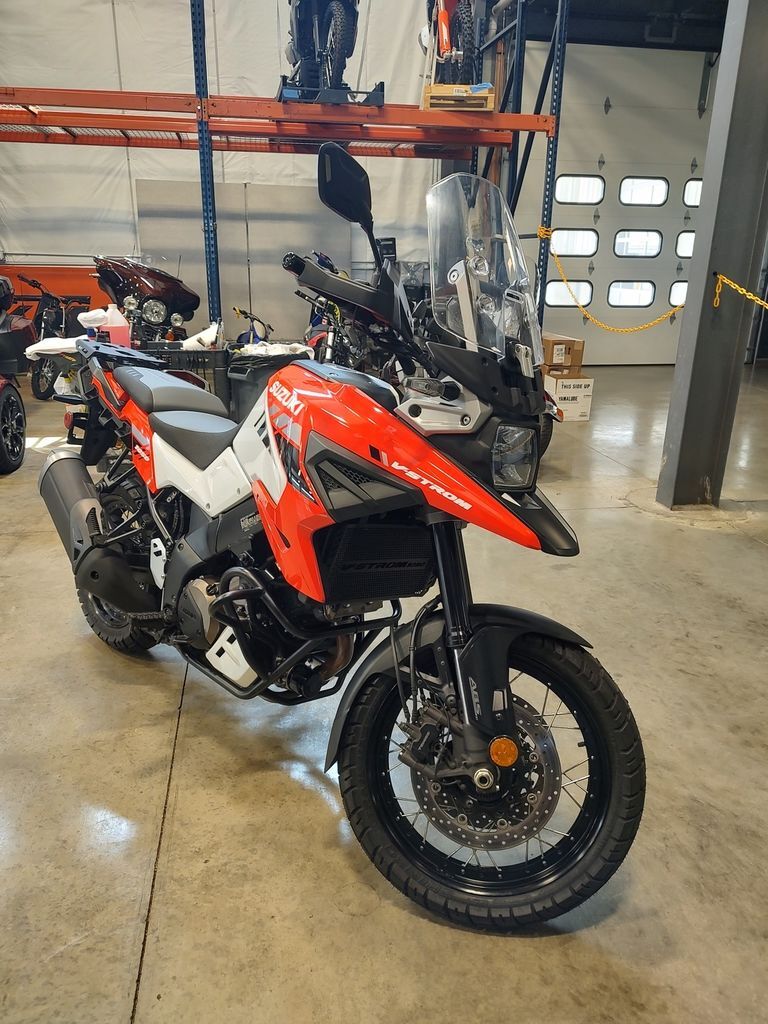 2020 Suzuki V-Strom 1050XT 1050XT in Wilmington, OH
