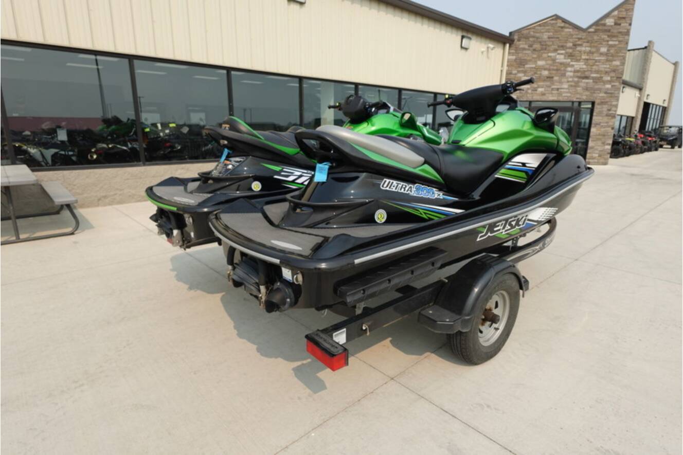 A photo of this 2017 Kawasaki Jet Ski® Ultra® 310LX