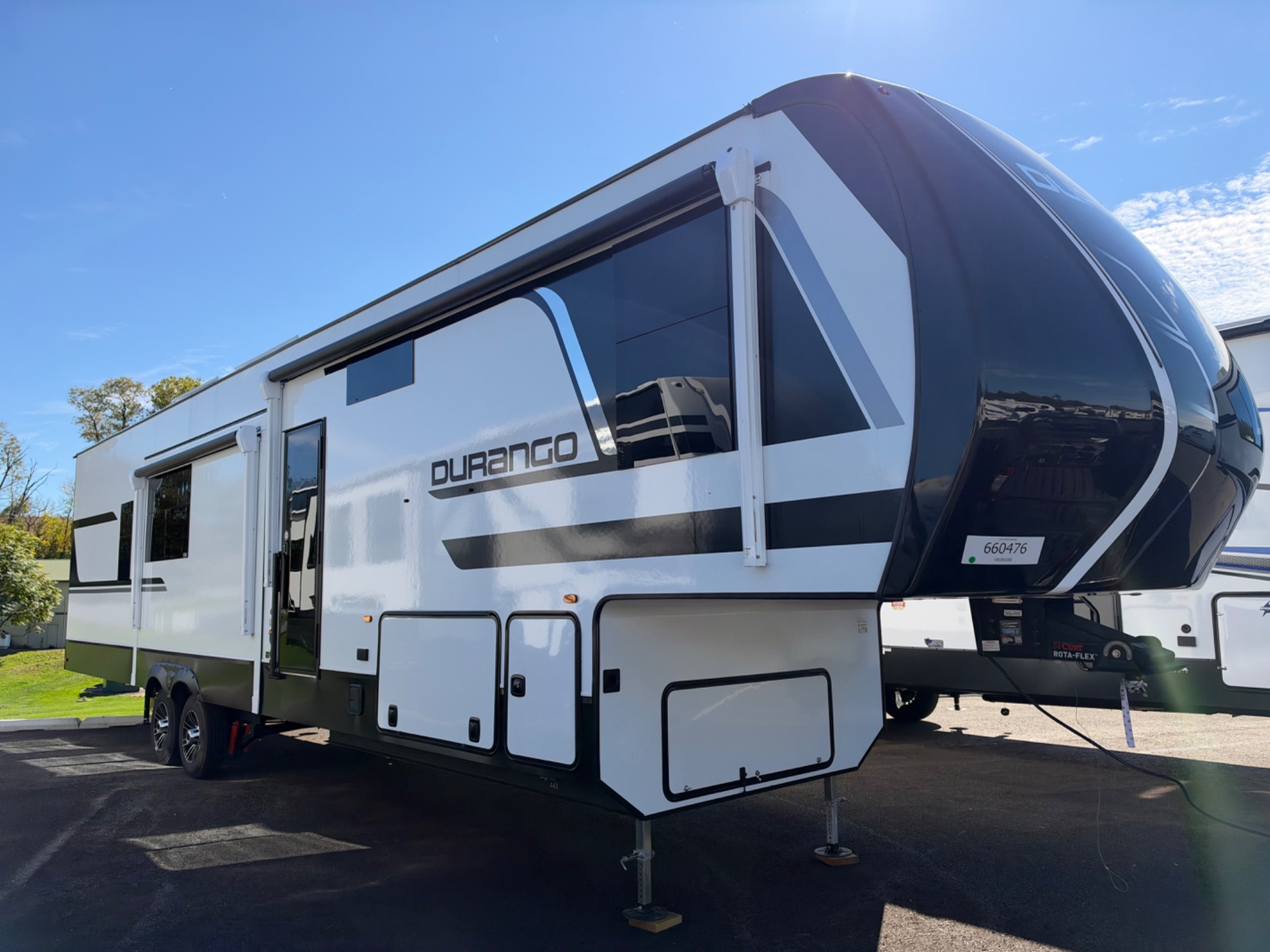 2027 K-Z Durango D349TBQ in willow street PA