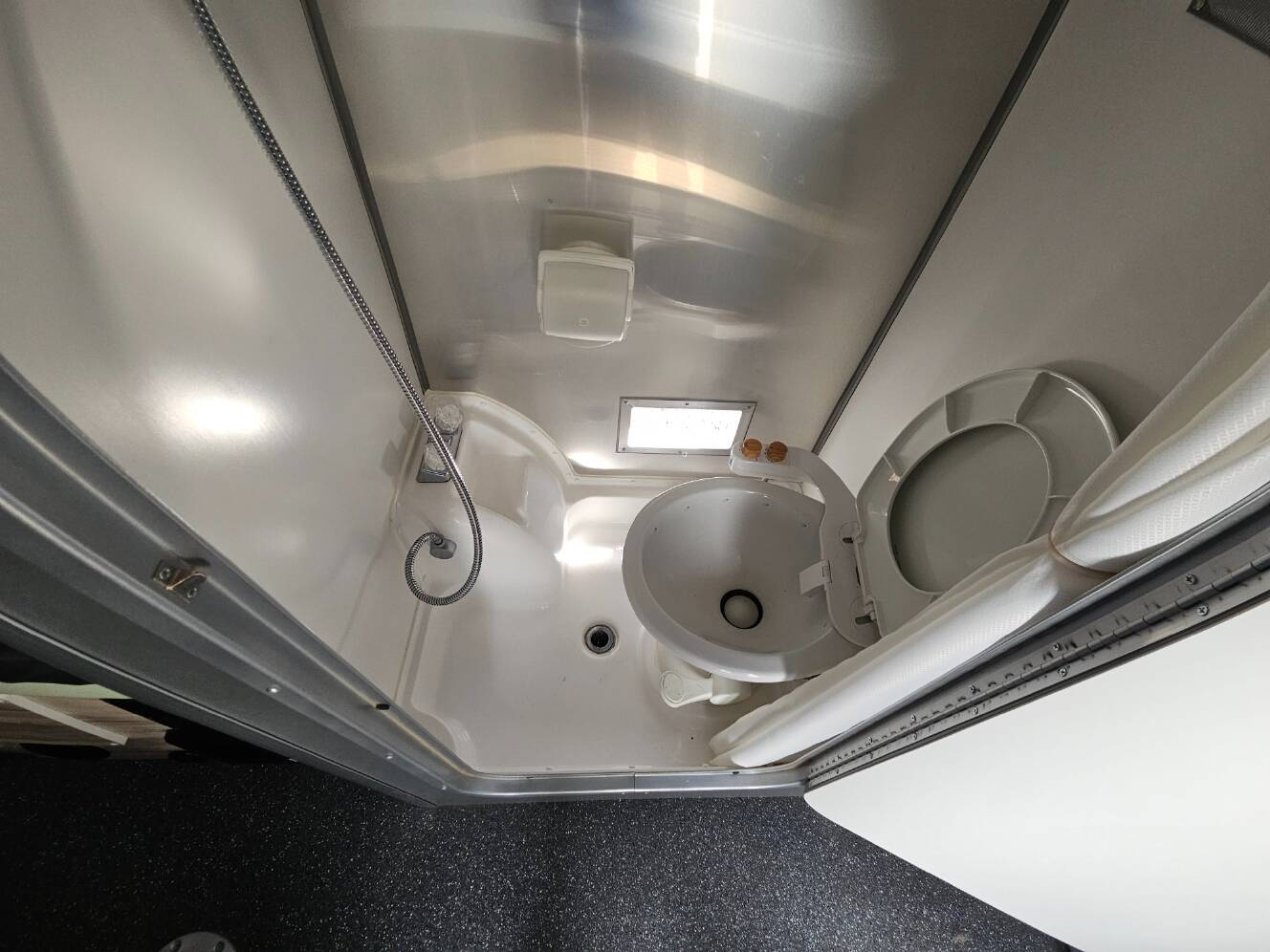 A photo of this 2023 Airstream Basecamp 16X