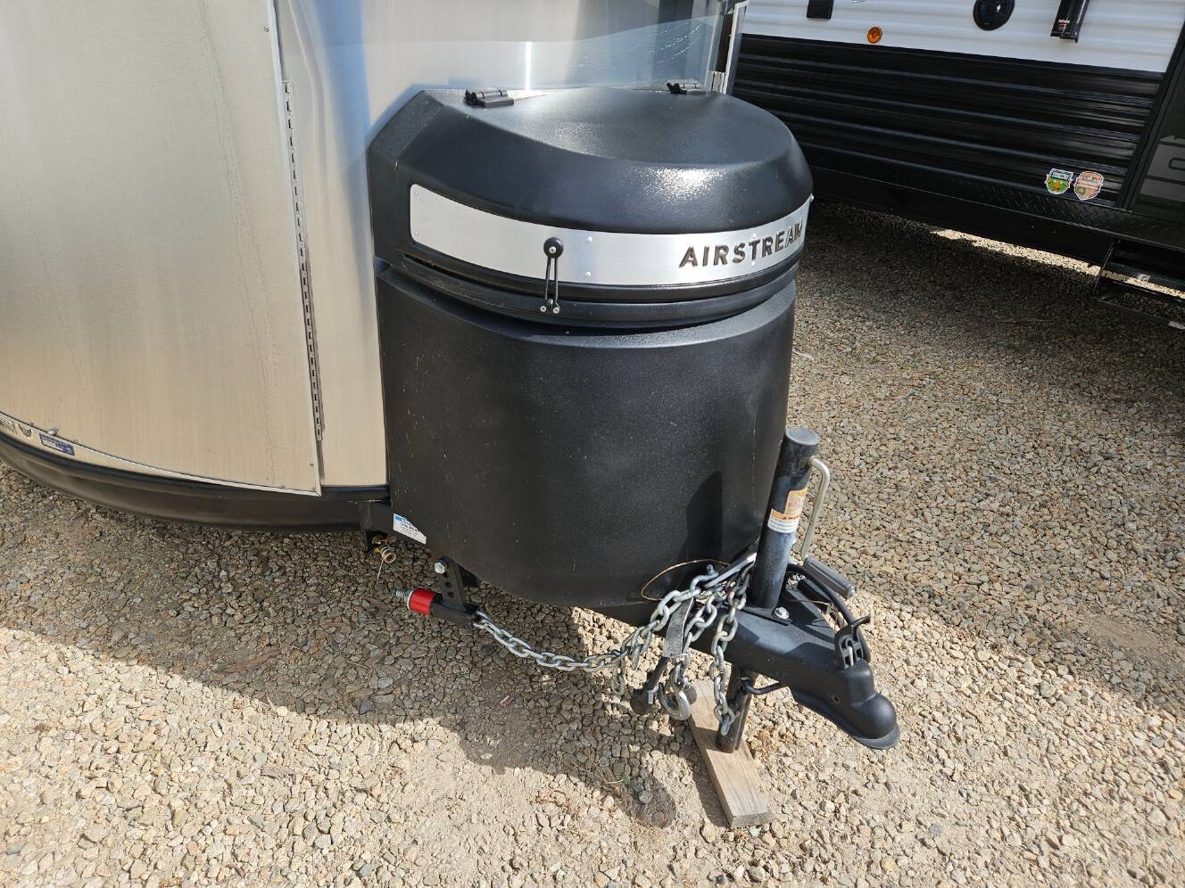 A photo of this 2023 Airstream Basecamp 16X