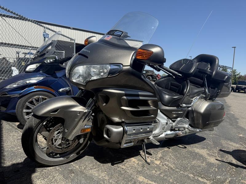 2006 Honda Gold Wing Audio / Comfort in Red Wing, MN