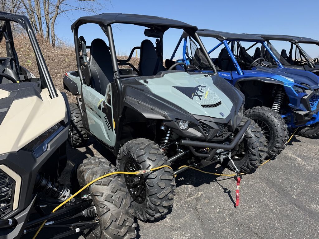 2026 Yamaha Wolverine X2 1000 XT-R BASE in red wing MN