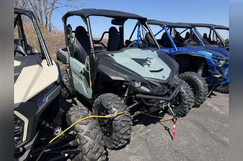 2026 Yamaha Wolverine X2 1000 XT-R BASE in red wing MN