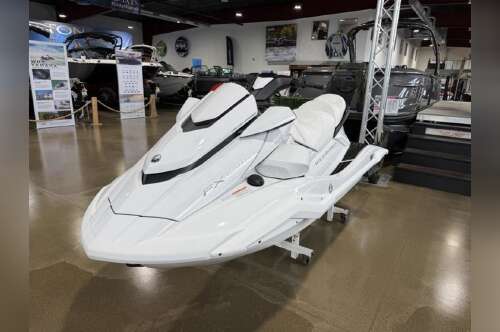 2026 Yamaha WaveRunners FX Cruiser SVHO® in red wing MN