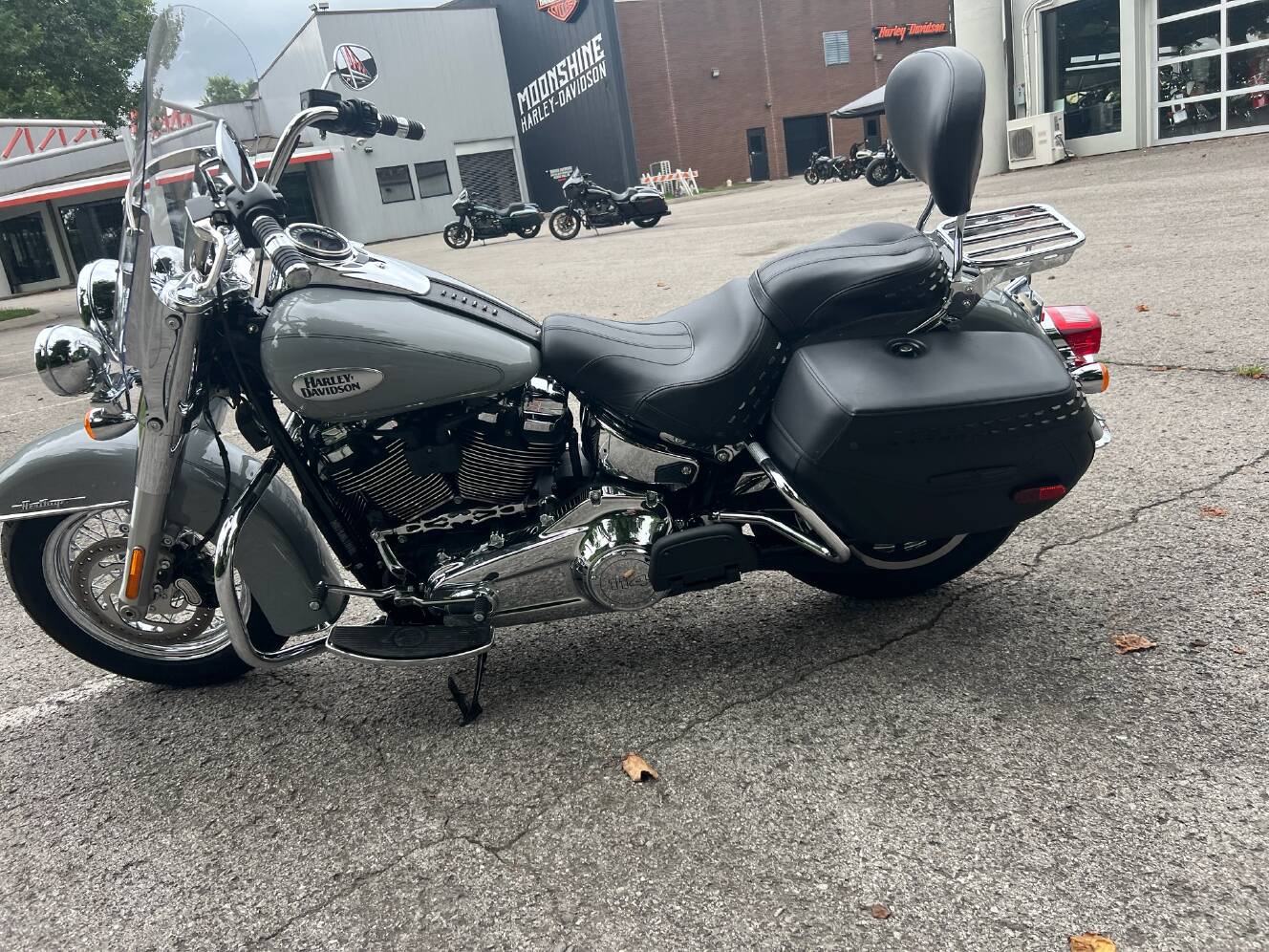A photo of this 2024 Harley-Davidson Heritage Classic 114