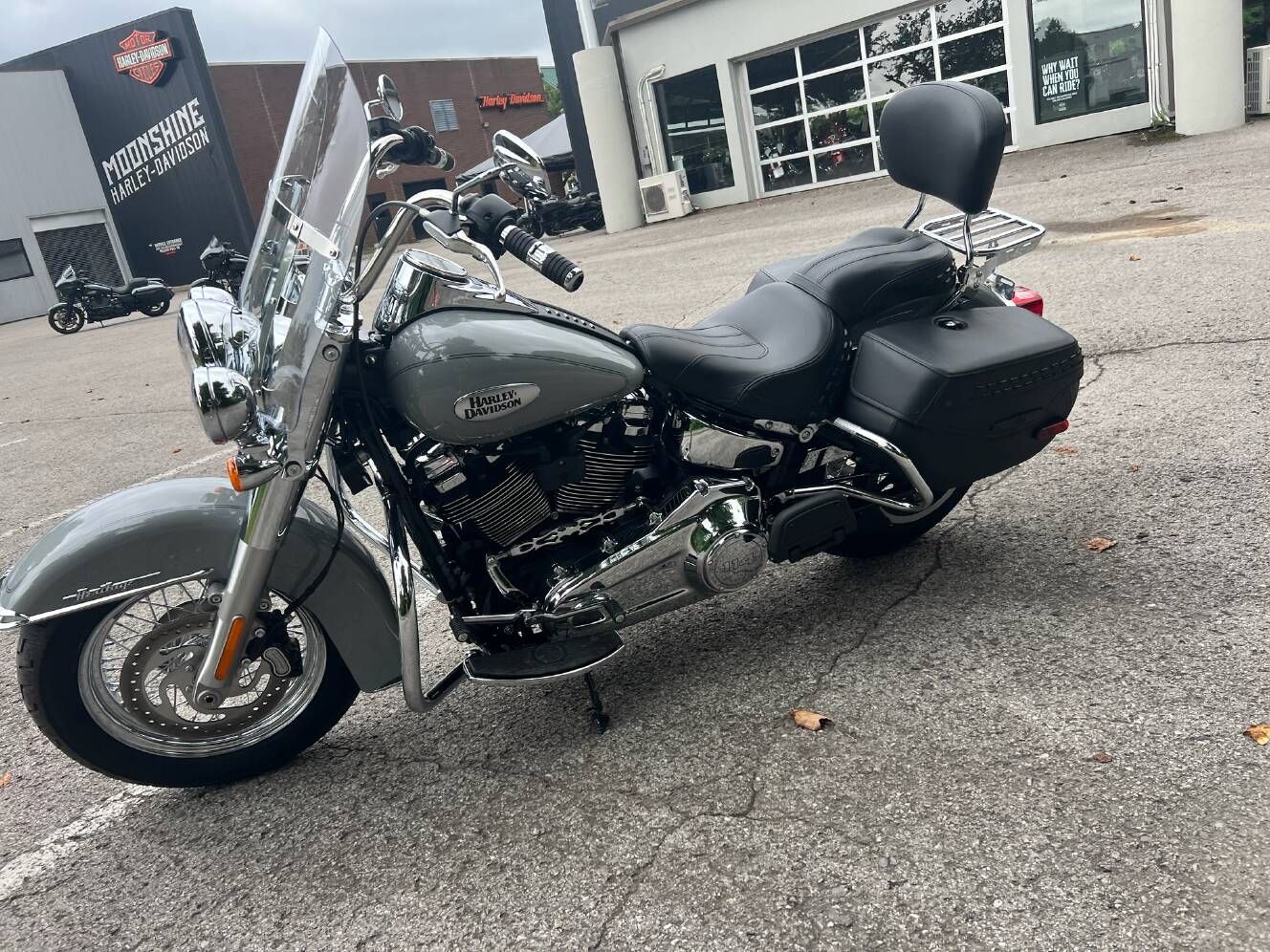A photo of this 2024 Harley-Davidson Heritage Classic 114