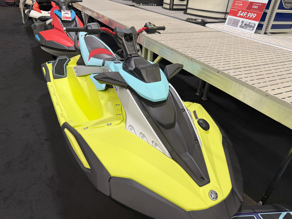 2025 Yamaha WaveRunners Jetblaster PRO 3-Up in red wing MN