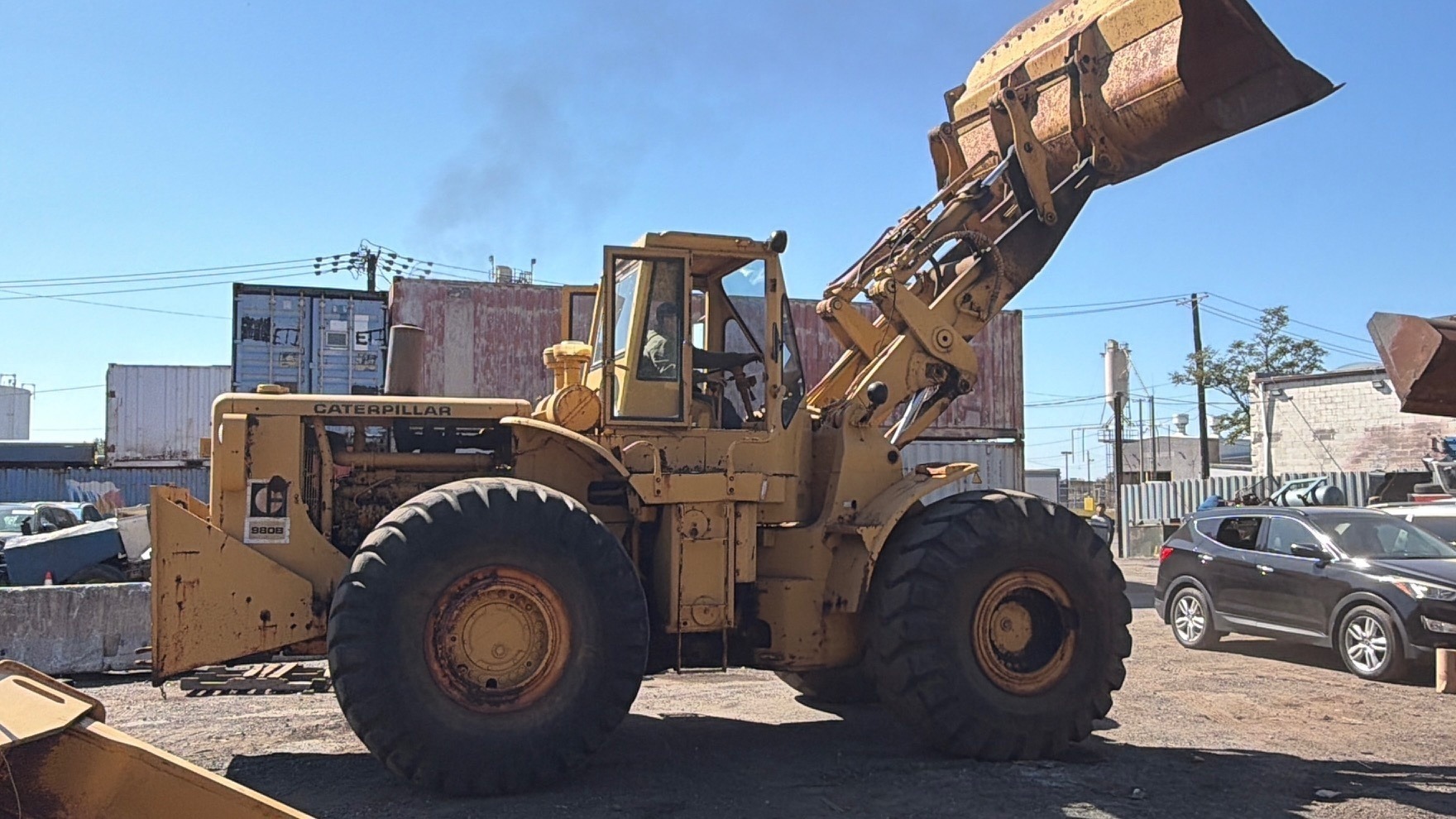 1971 CATERPILLAR 980B in Newark, NJ