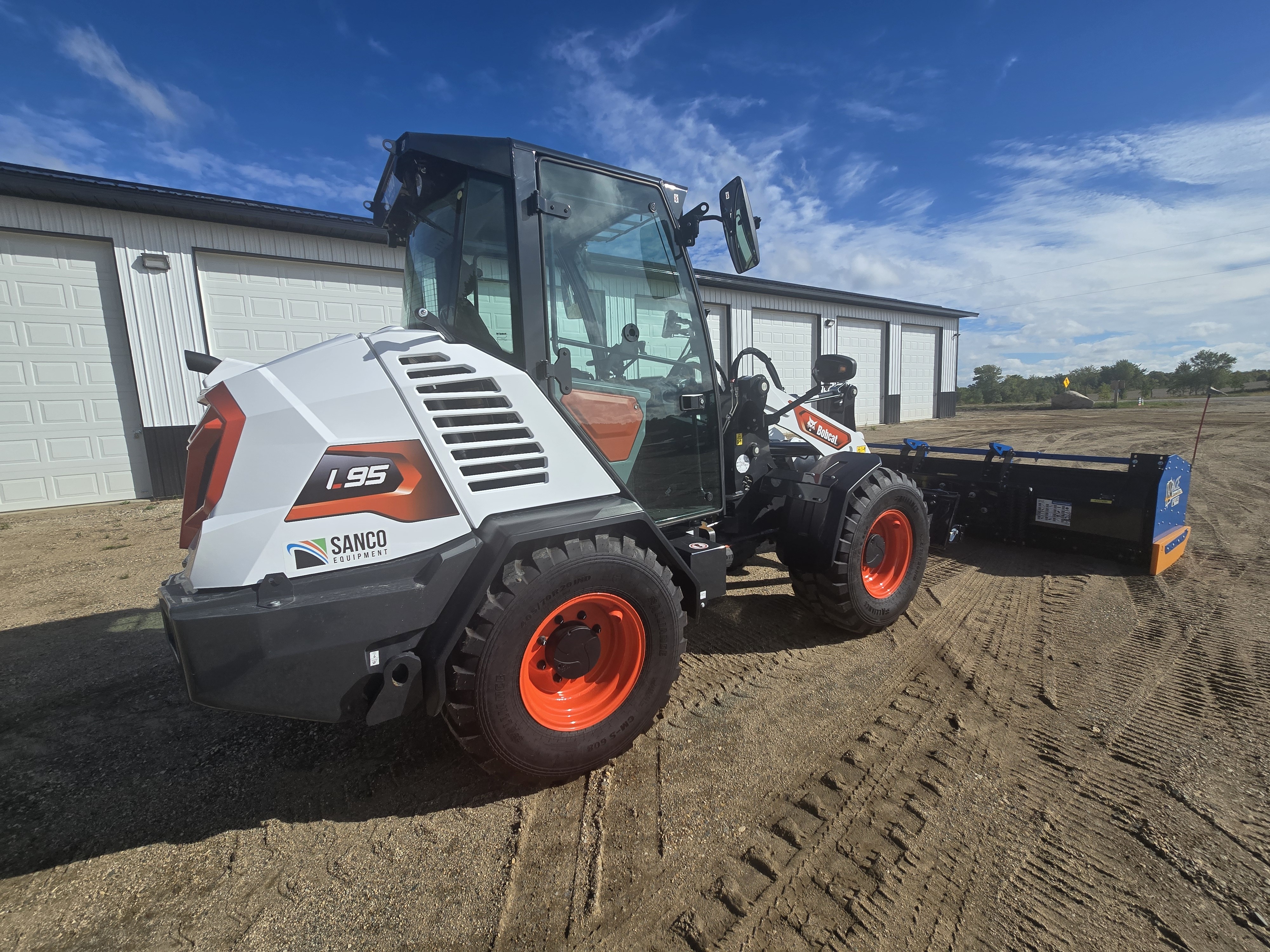 2026 BOBCAT L95 in Dent, MN