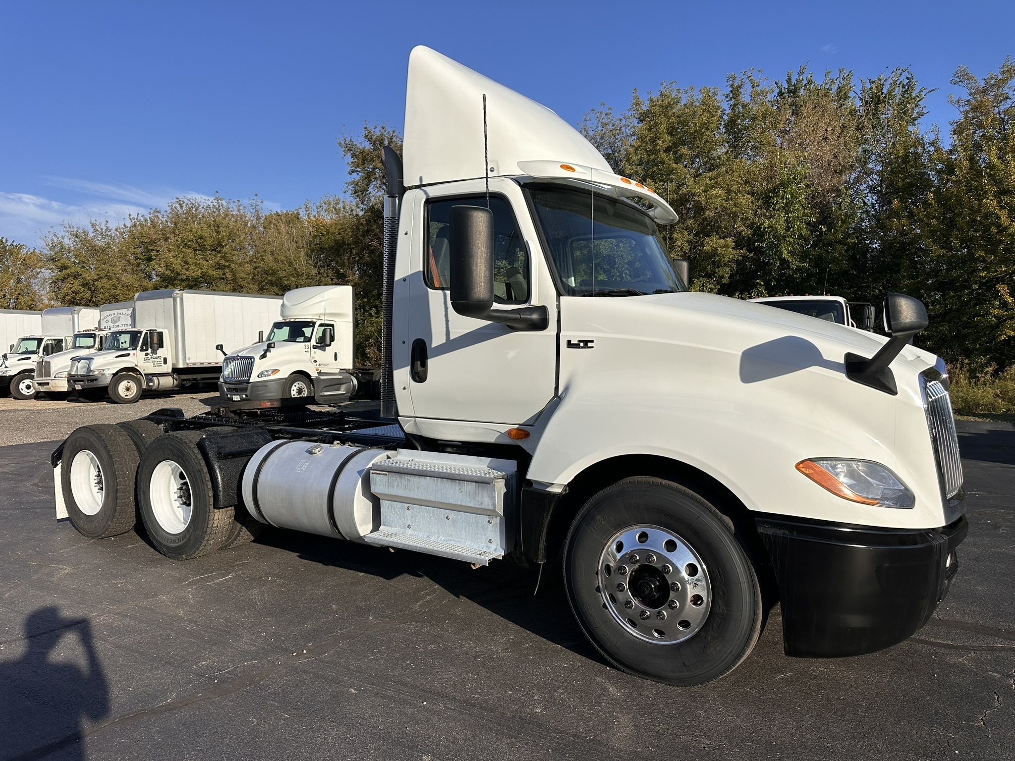 2019 INTERNATIONAL LT625 in Marengo, IL