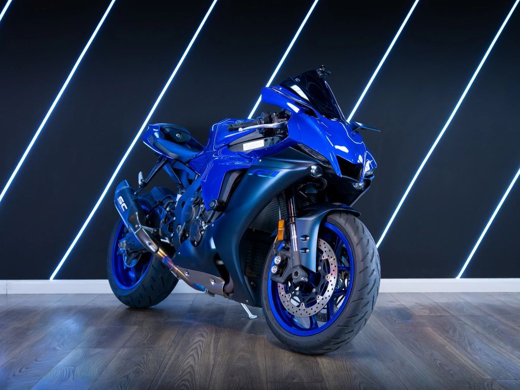 2023 Yamaha YZF R1 R1 in Hallandale, FL