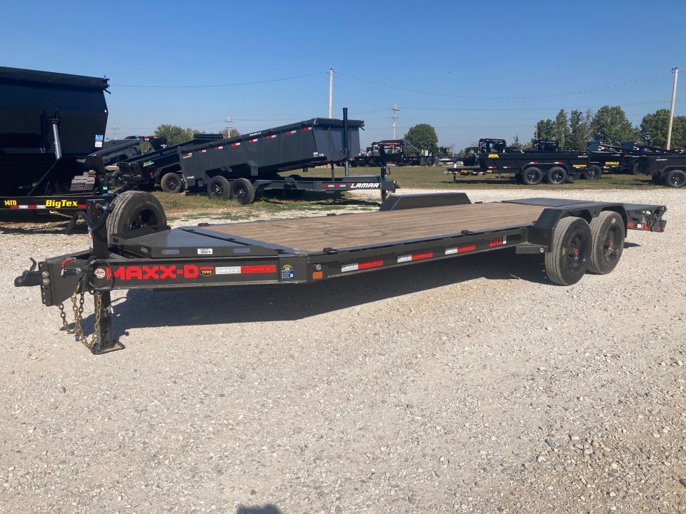 2027 MAXX-D 83X22 TANDEM 17.5K EQUIPMENT W/ 4' DOVE, MAX RAMPS & LA in Billings, MO