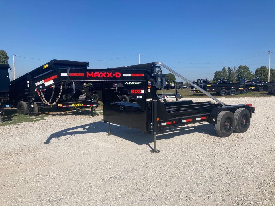 2027 MAXX-D 83x14 TANDEM 18K GN ROLL OFF W/ 22K WINCH, POWER TARP & in Billings, MO