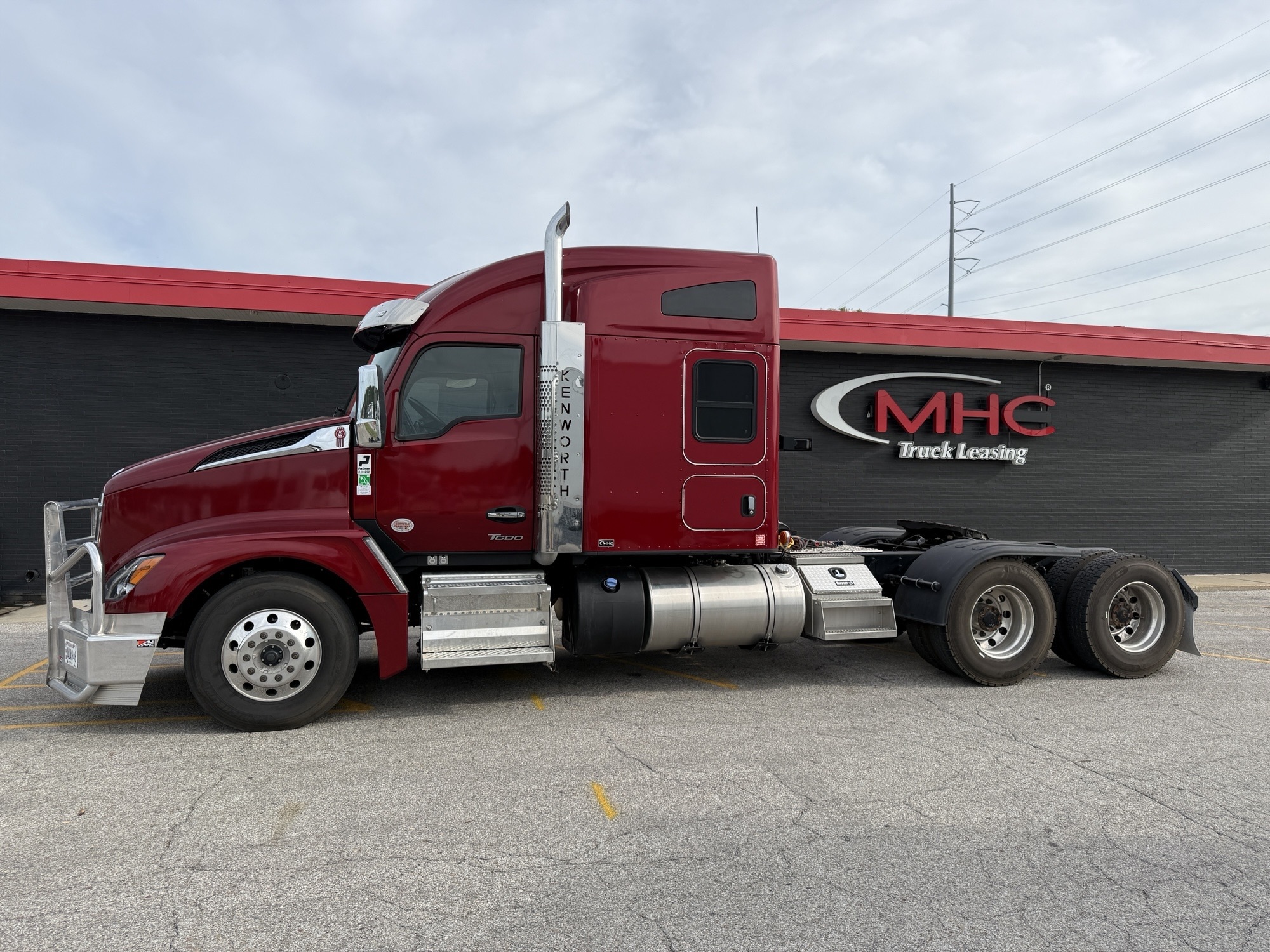 2026 KENWORTH T680 in Leawood, KS