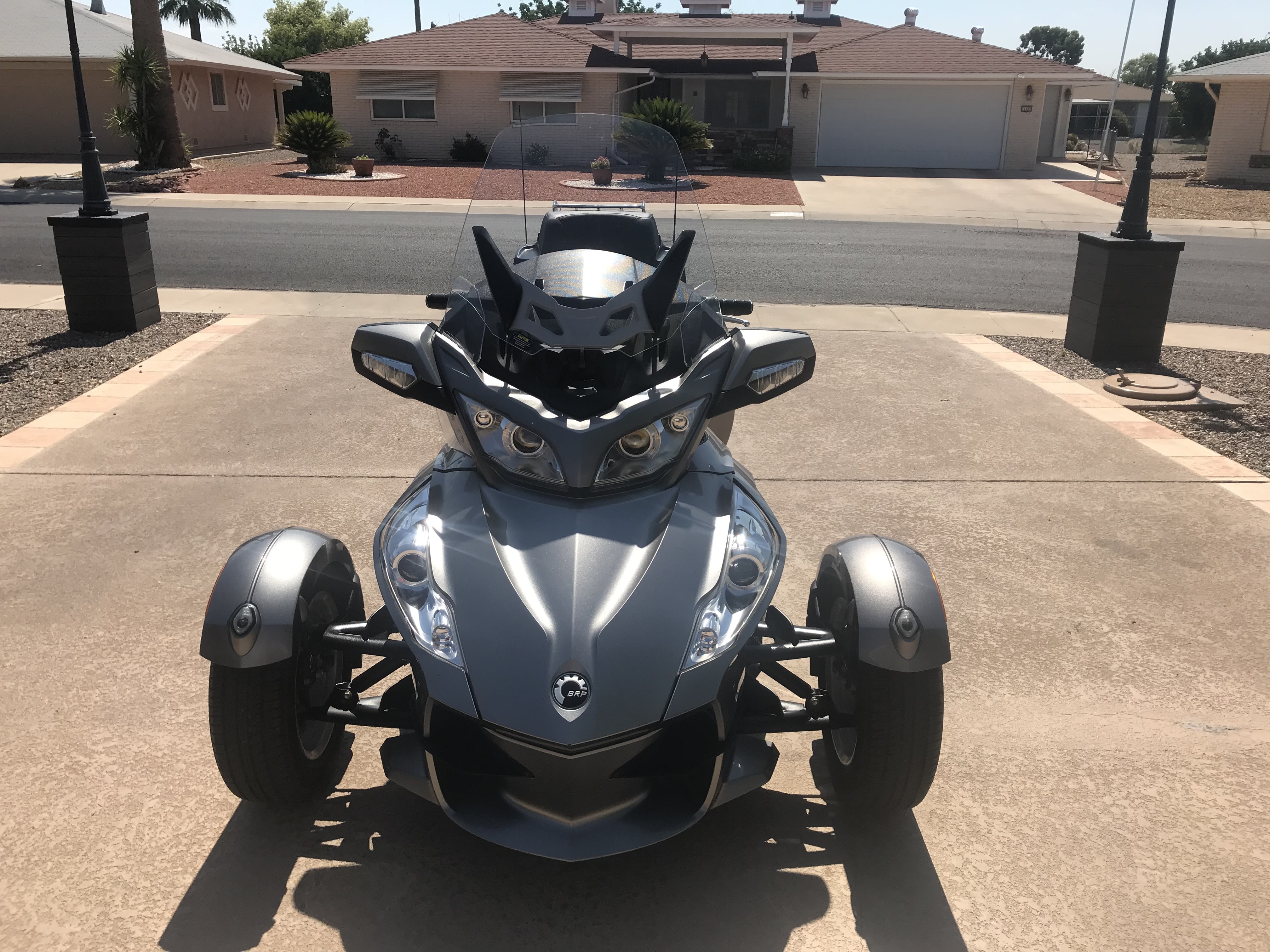 2011 Can-Am SPYDER RT LIMITED in sun city AZ