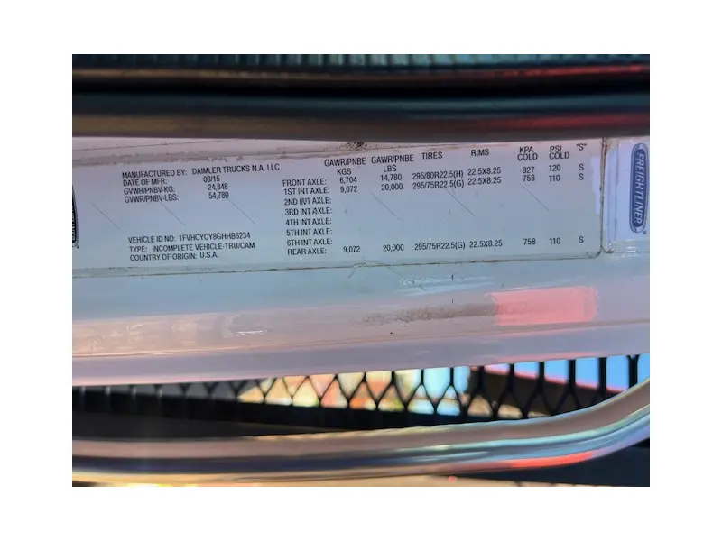 2016 FREIGHTLINER BUSINESS CLASS M2 106