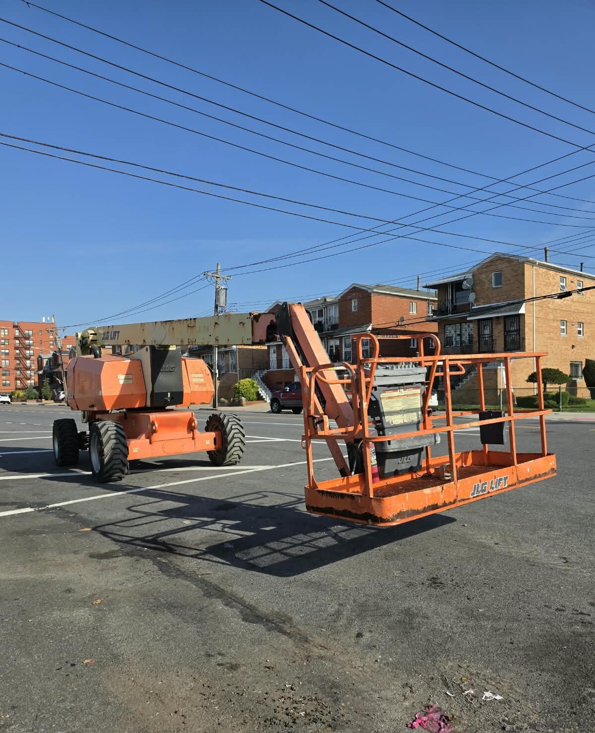2014 JLG 800AJ in Monroe, NY