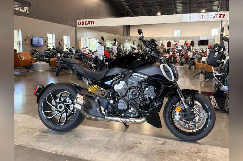 2024 Ducati Diavel V4 in chesterfield MO