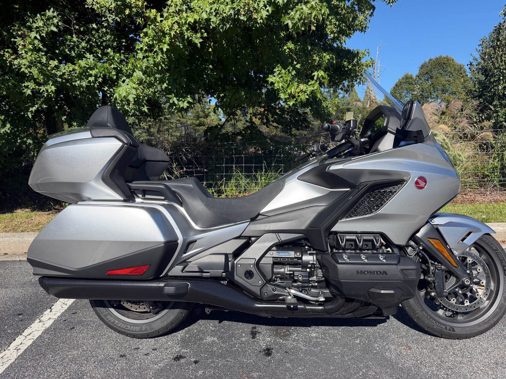 2025 Honda Gold Wing Tour Automatic DCT 1800 TOUR AUTOMATIC DCT in Hendersonville, NC