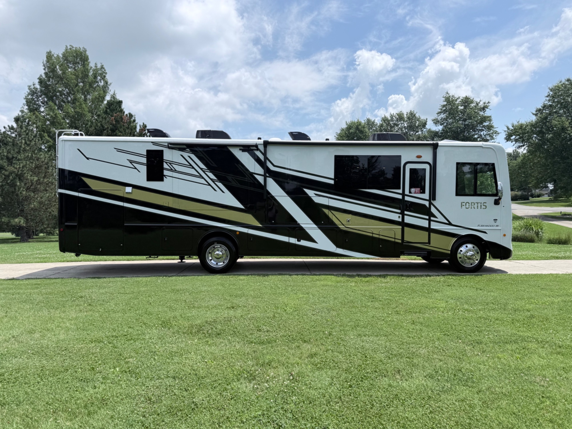 2027 Fleetwood FORTIS 36Y in harrodsburg KY