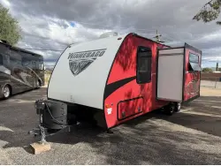 2019 WINNEBAGO MICRO MINNIE 2306BHS