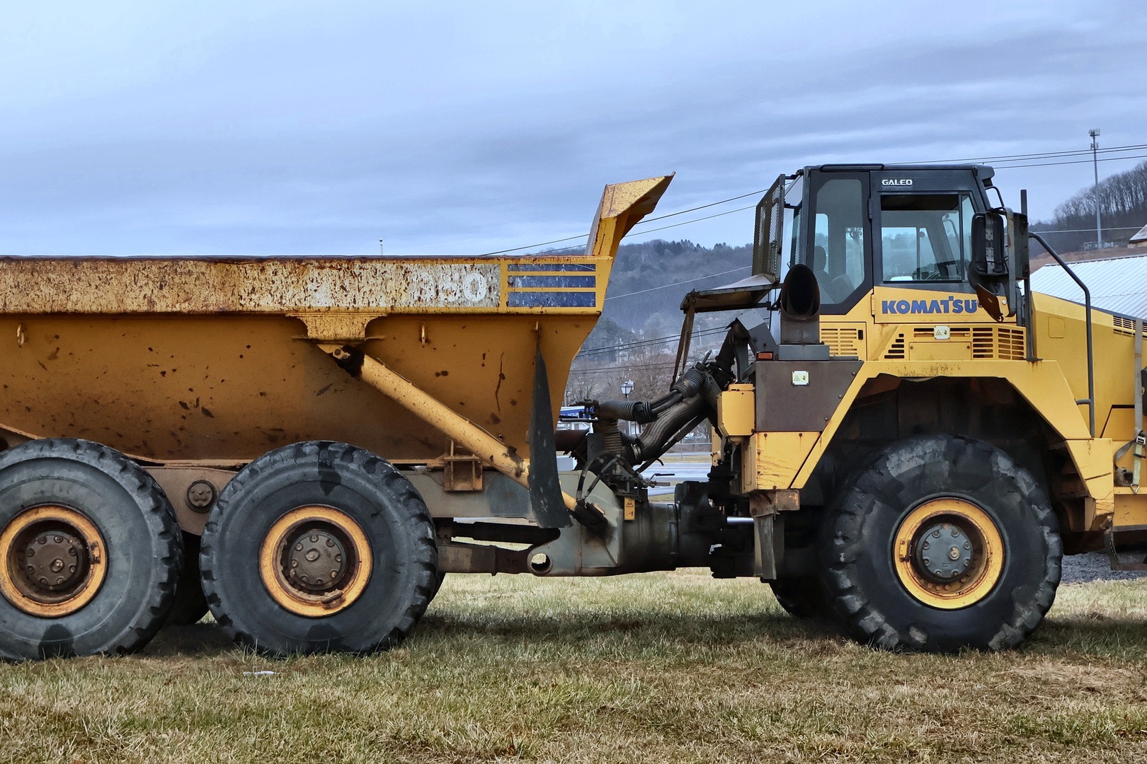 2008 KOMATSU HM350 in Reading, PA