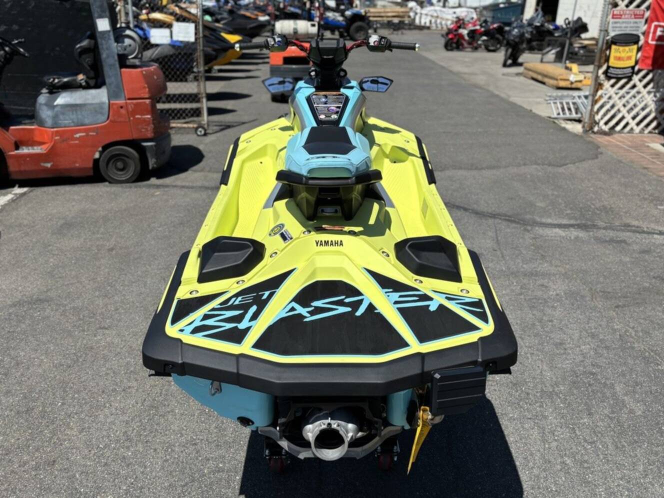 A photo of this 2025 Yamaha Jetblaster PRO 3-Up