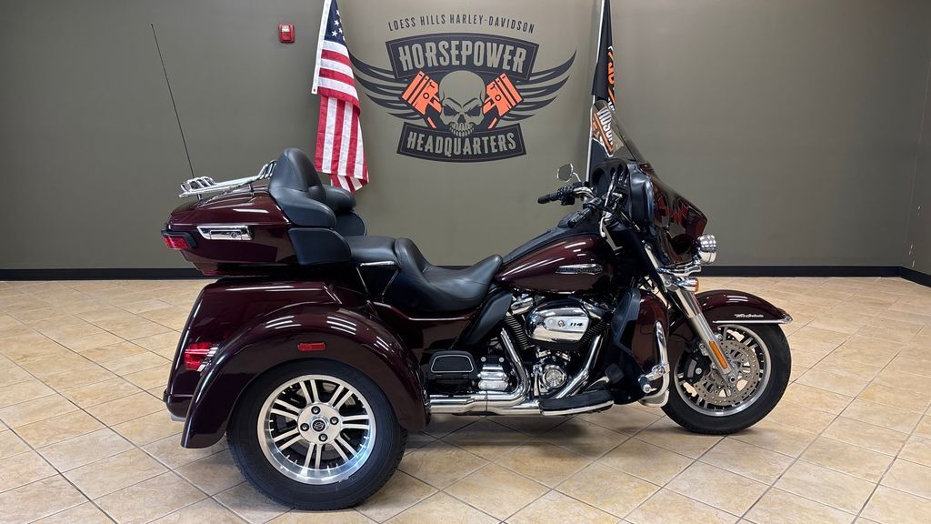 2019 Harley-Davidson® FLHTCUTG - Tri Glide® Ultra ULTRA CLASSIC in Pacific Junction, IA