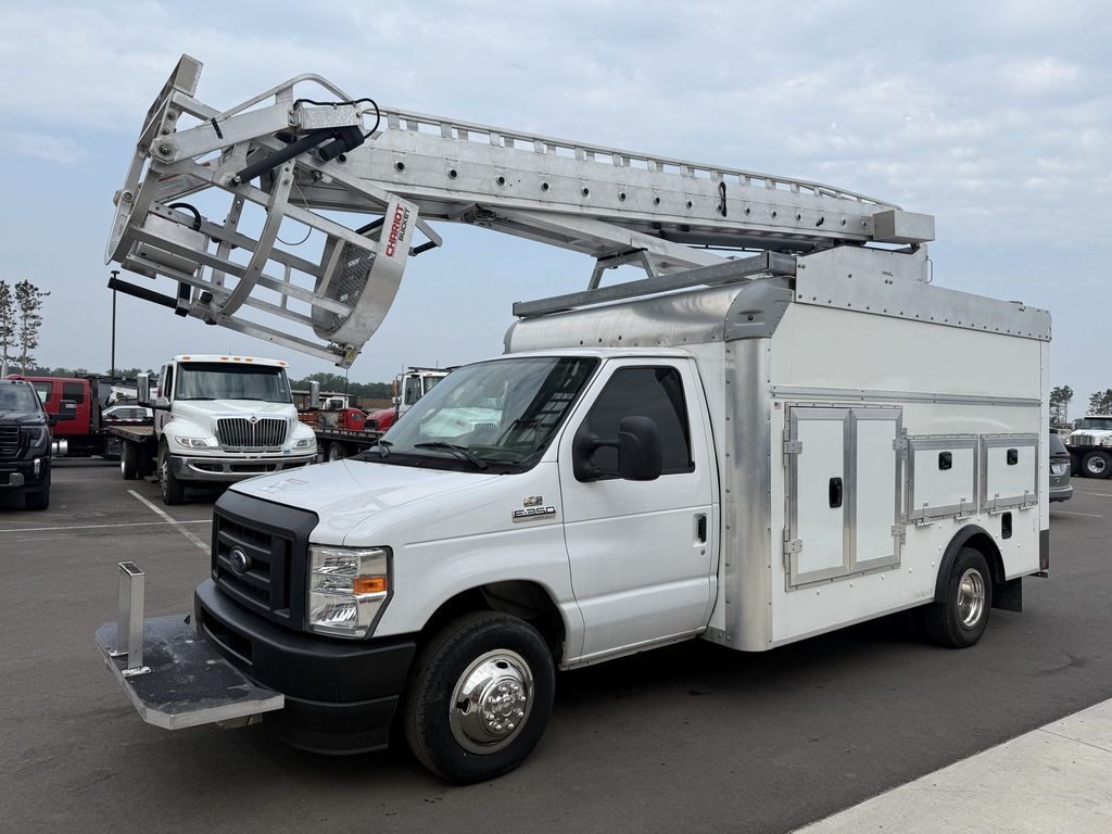 2022 FORD E350 VAN LADDER in Rice, MN