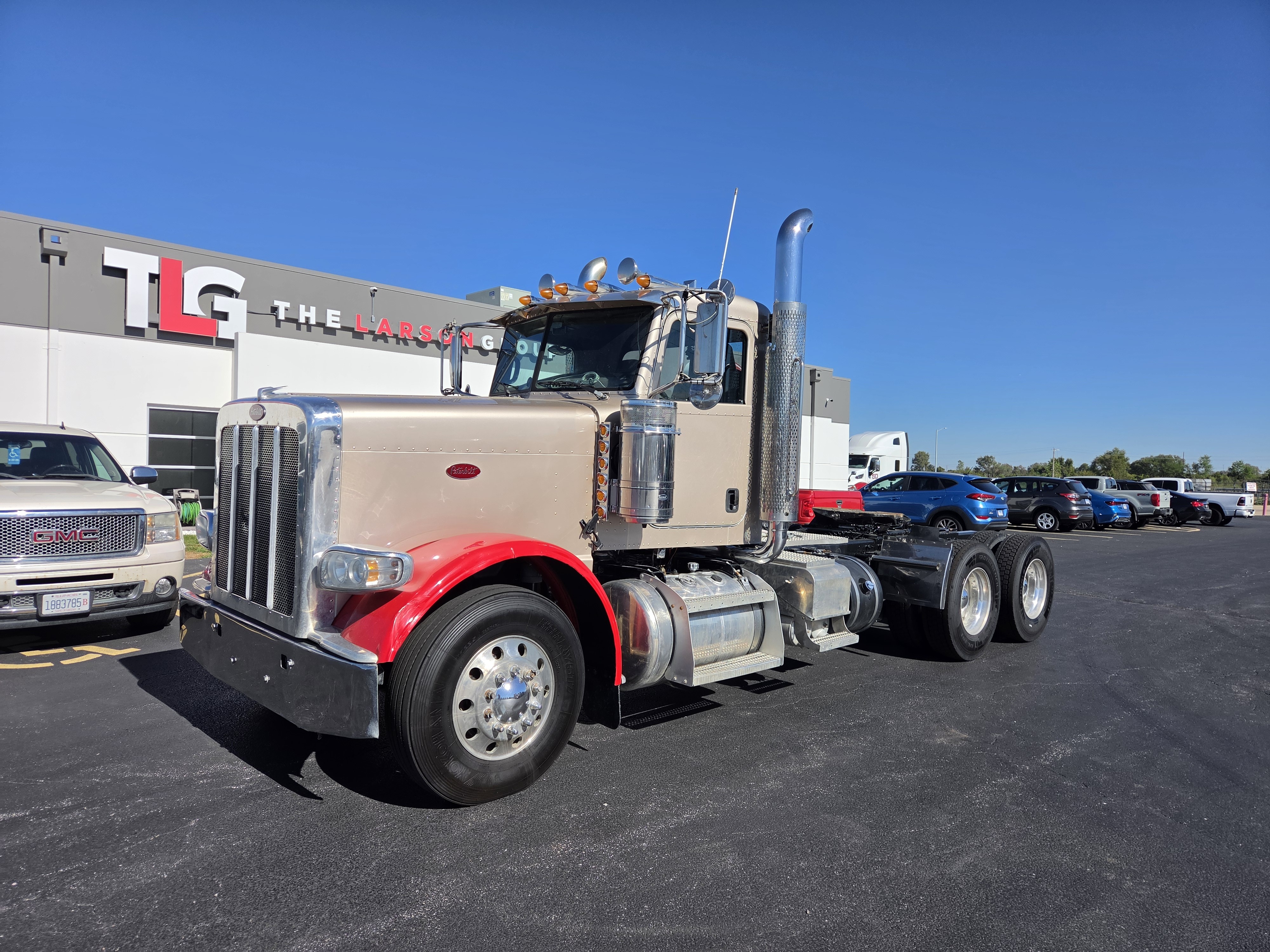 2018 Peterbilt 389 in East Saint Louis, IL